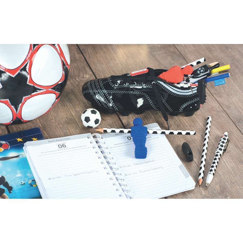 Fußball Radiergummi, Brunnen