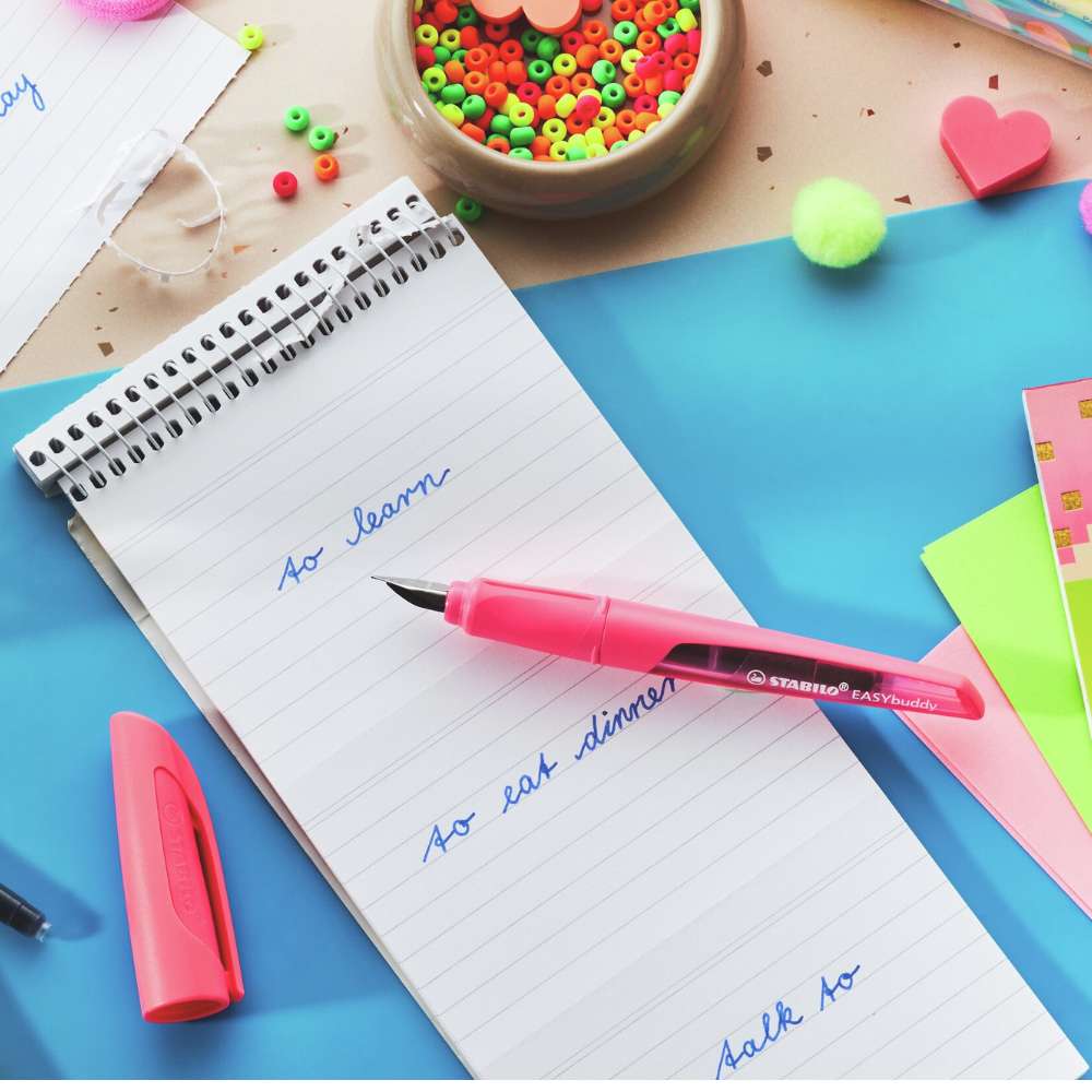 Füller für Grundschüler Stabilo EASYbuddy, Neonpink M