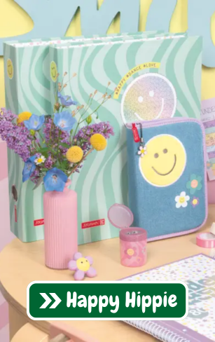 Schulmaterialien mit pastell-farbenen Happy Hippy Motiven